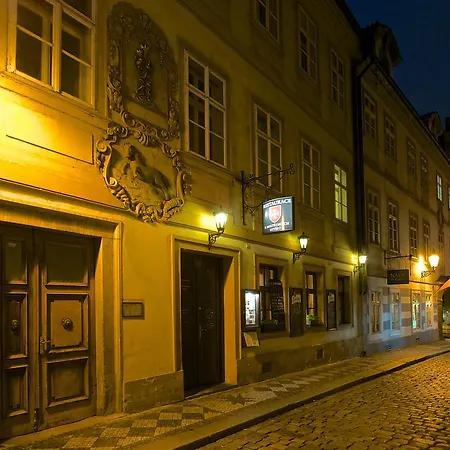 Authentic By Charles Bridge 아파트 프라하